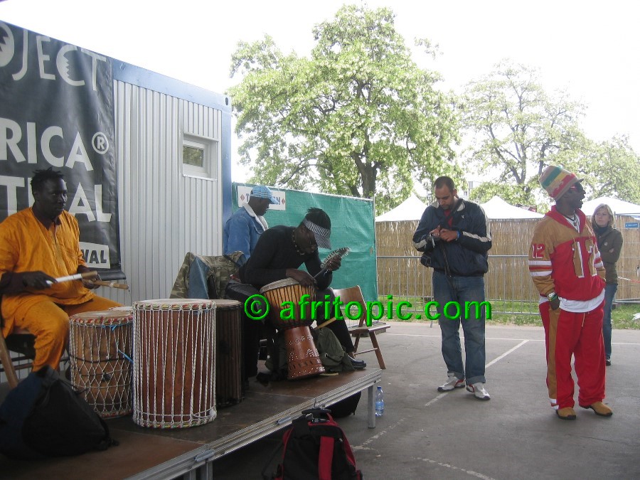 ../Images/afw2006c 003.jpg